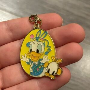 Donald Duck Usatama charm